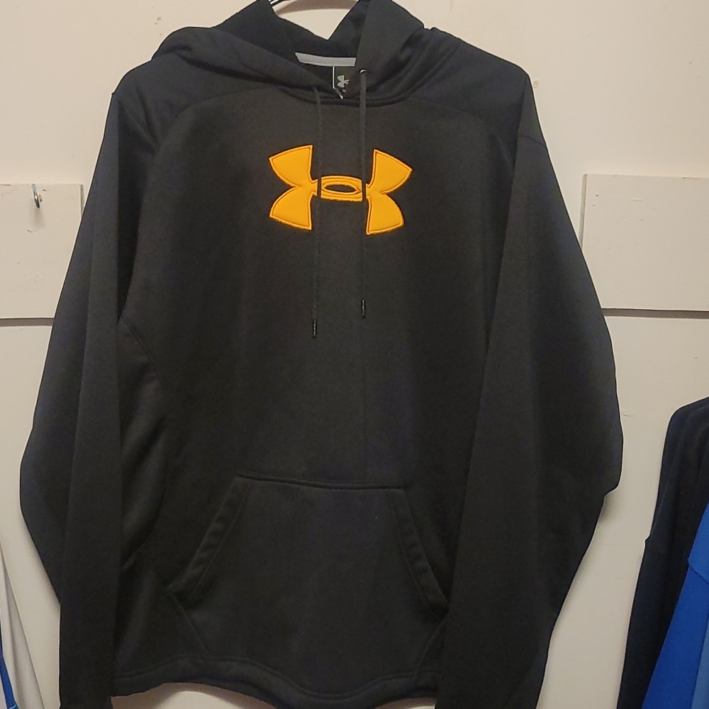 Under Armour Hoodie